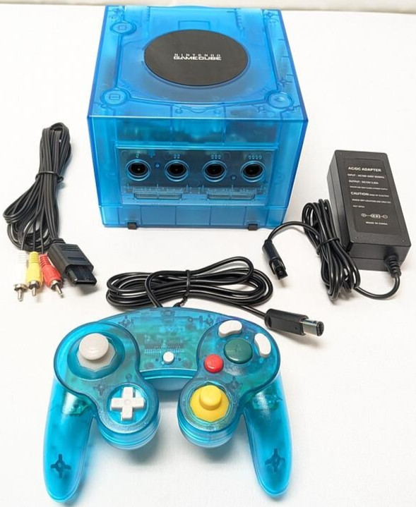 Nintendo GameCube Translucent Funtastic ICE BLUE Gaming Console System Bundle