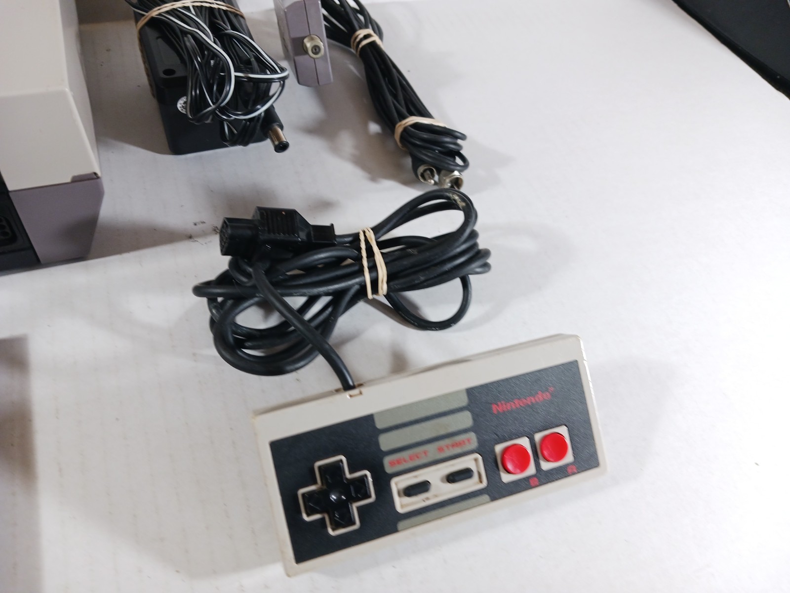 Nintendo NES Console Bundle Dragon Warrior Saves GAMES PLAY UP System Lot