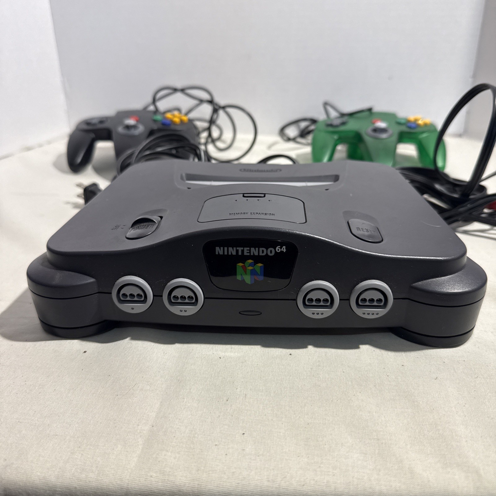 Nintendo 64 N64 Gray Console w jumper Pak NUS-001 NUS-007 NTSC-J