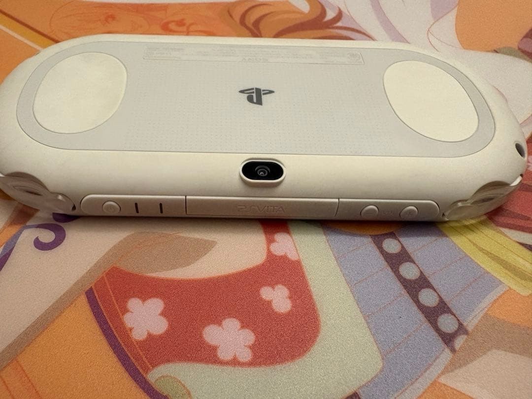 Excellent SONY PS Vita PCH-2000 Console White Tested