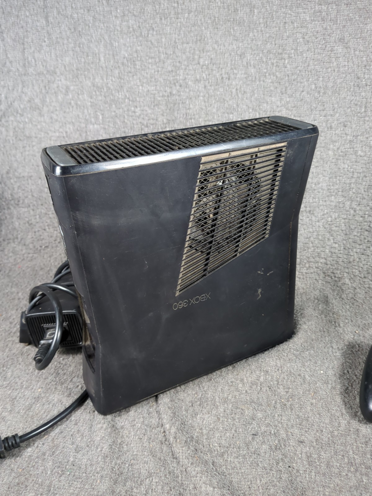 Xbox 360 S Console Model 1439 with Power Cord & Controller Tested
