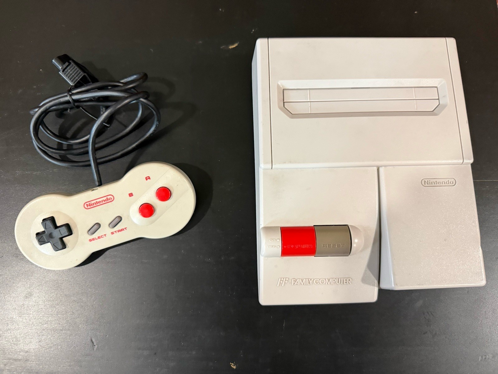 Nintendo AV Famicom HVC-101 all cables included