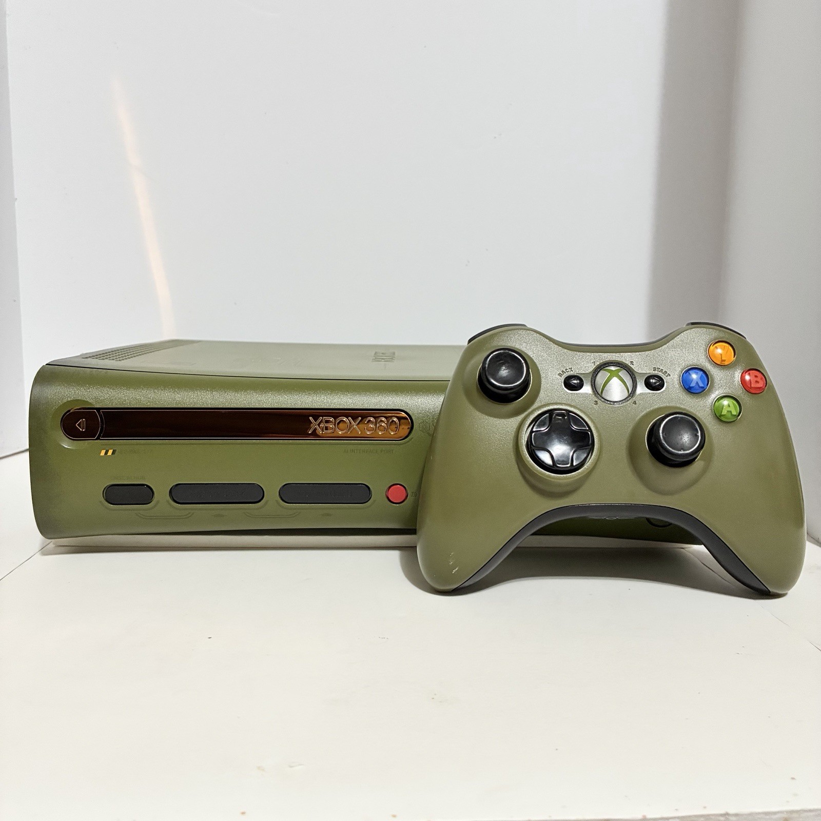 Microsoft Xbox 360 Halo 3 Special Edition Console Bundle – Excellent Condition