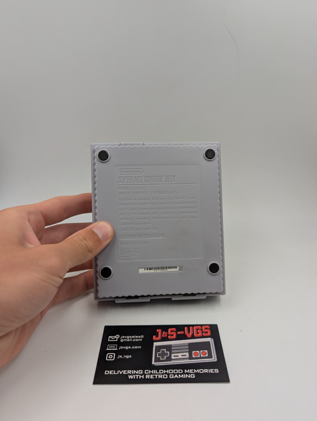 SNES Style Mini Console Clone Gray Non-Nintendo w/ Controller Cables