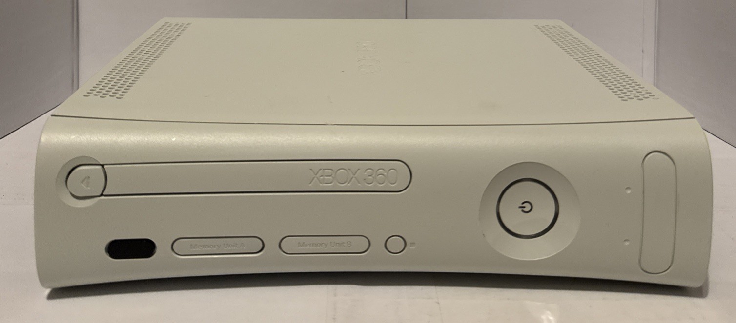Xbox 360 White Console w 215 MB Internal Memory Deep Cleaned Tested Read