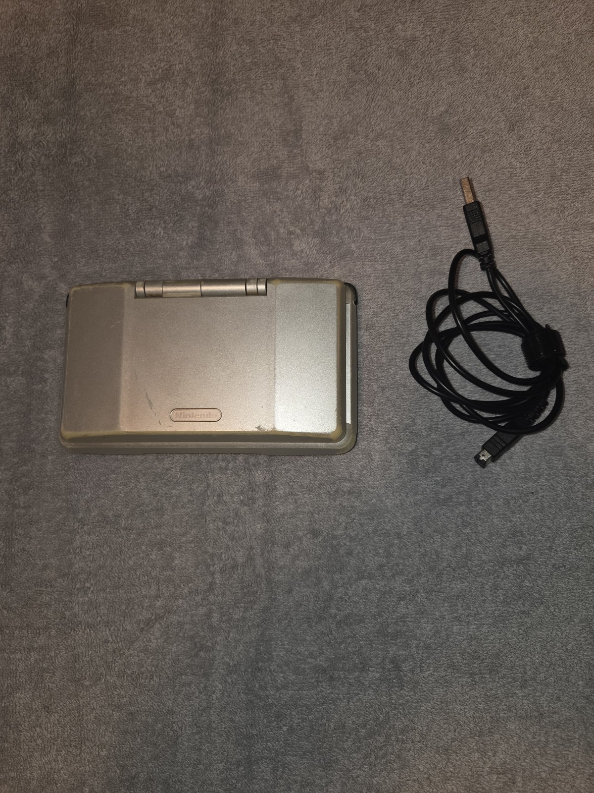 Nintendo DS Handheld System – Silver With Charger