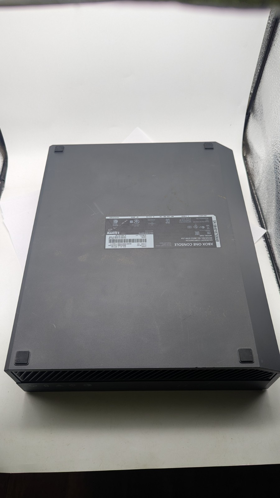Microsoft Xbox One 1TB Home Console Halo SPECIAL Edition – FOR PARTS ONLY