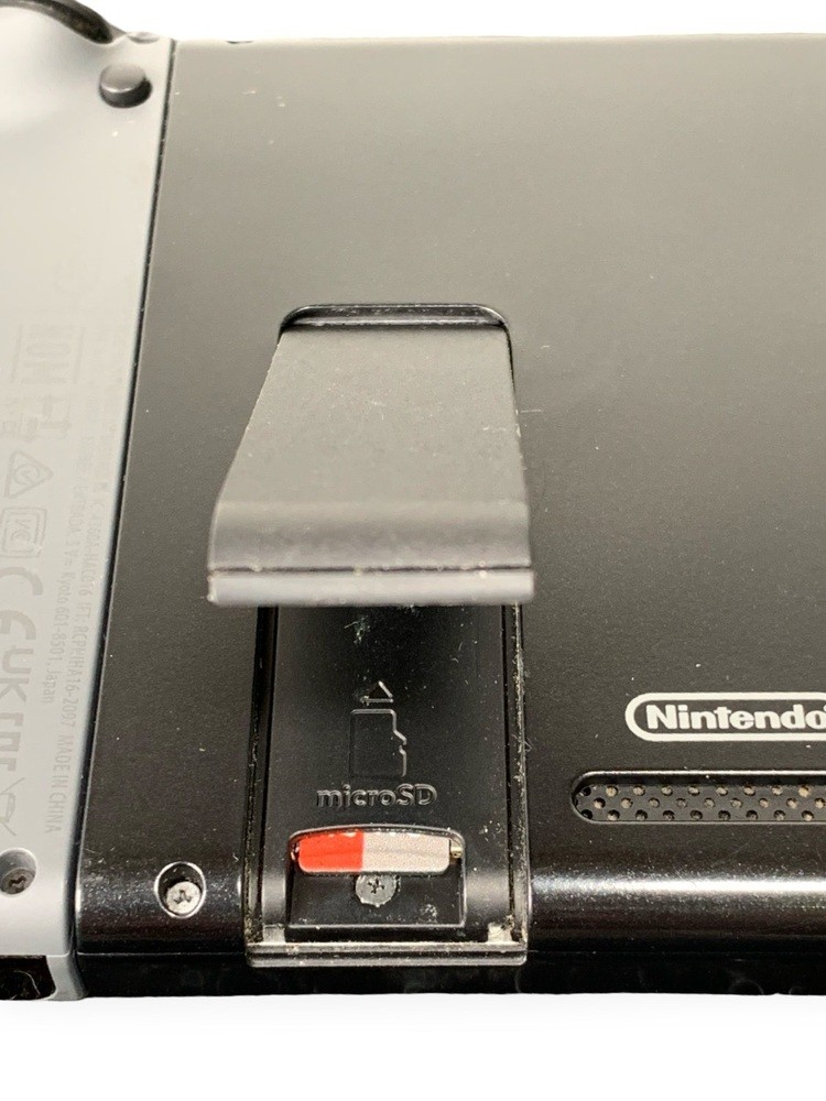 Nintendo Switch Console HAC-001 – Used –Includes Charger/Case