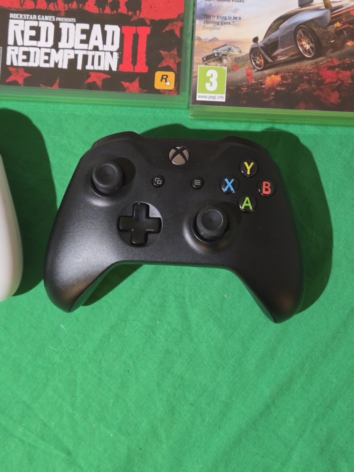 Microsoft Xbox One S 1TB With Kinnect + Two Controllers And 7 Games