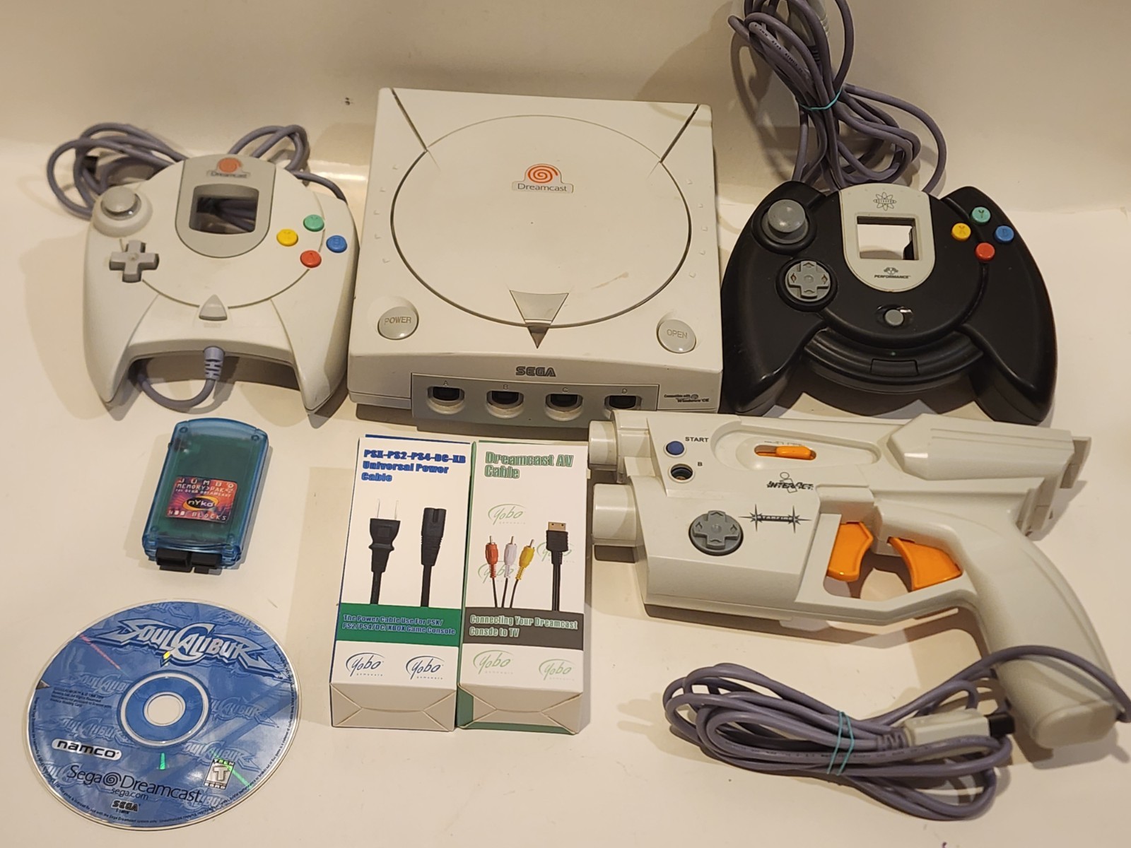 Sega Dreamcast Console Bundle HKT-3020 -Tested Working