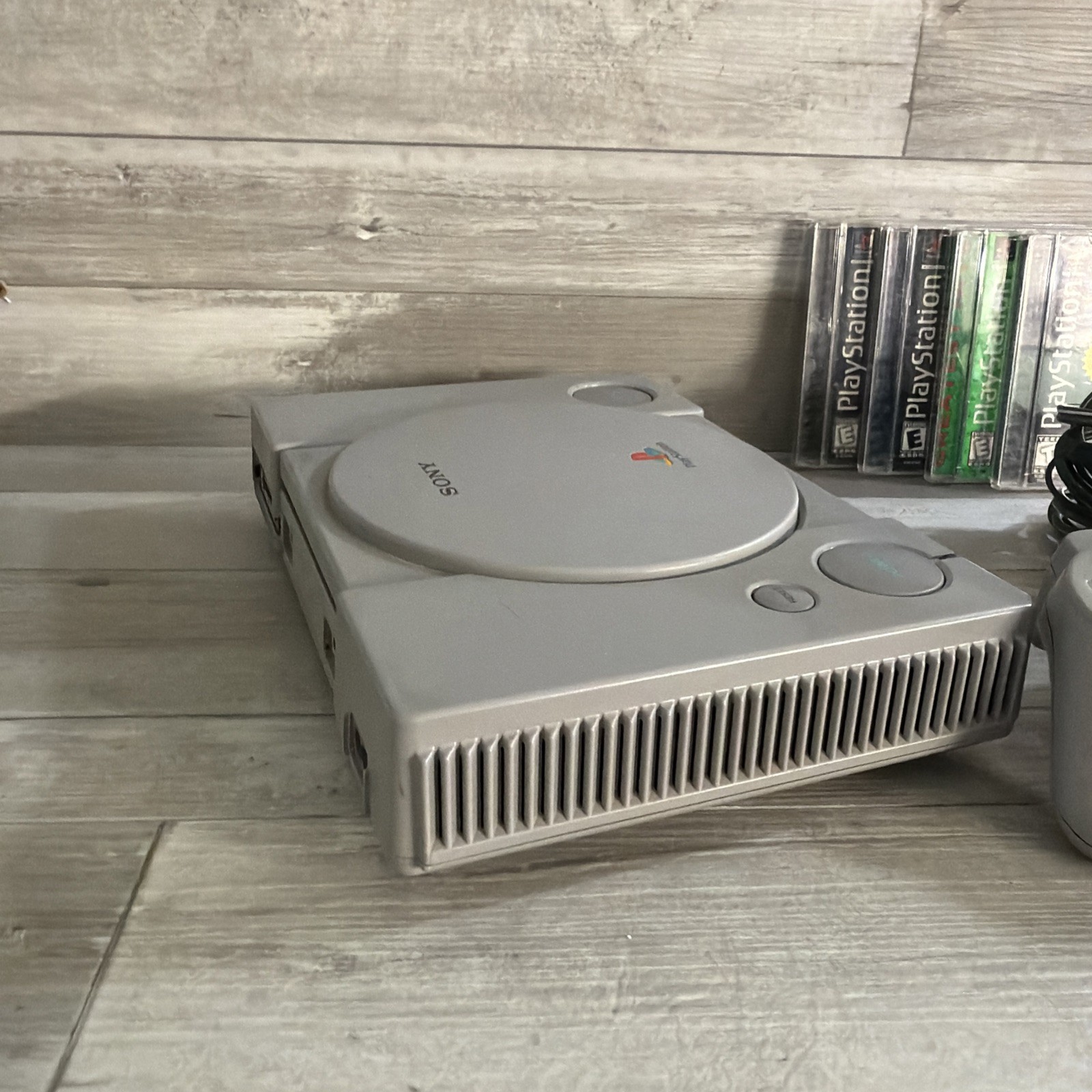 Sony PlayStation 1 Console PS1 SCPH-5501 Console Only Works READ