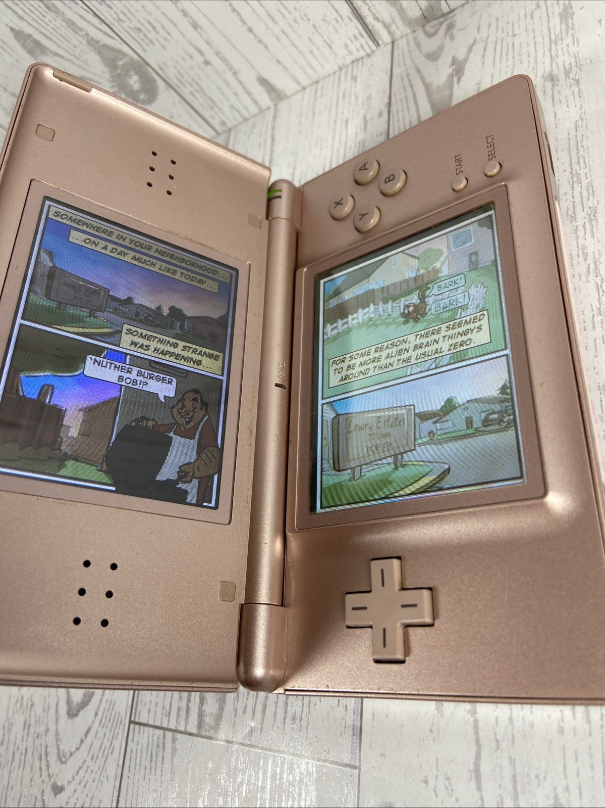 Nintendo DS Lite 4GB Pink UG530495314 Works Great Brand New Battery
