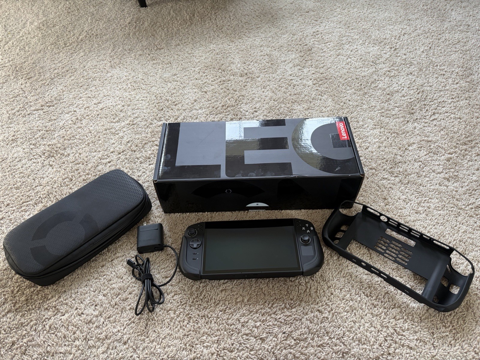Legion Go 2 with Z2 Extreme, 32 GB RAM, 1TB HD, OLED (In Hand) MINT