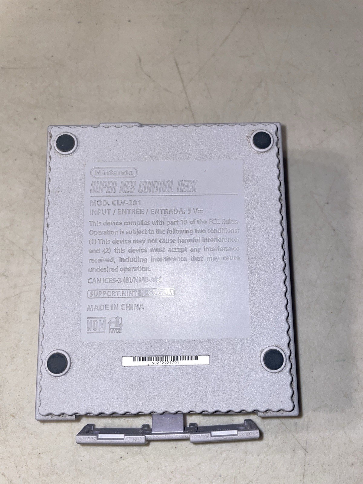 Nintendo Super NES Control Deck CLV-201 Console – 2 Controllers