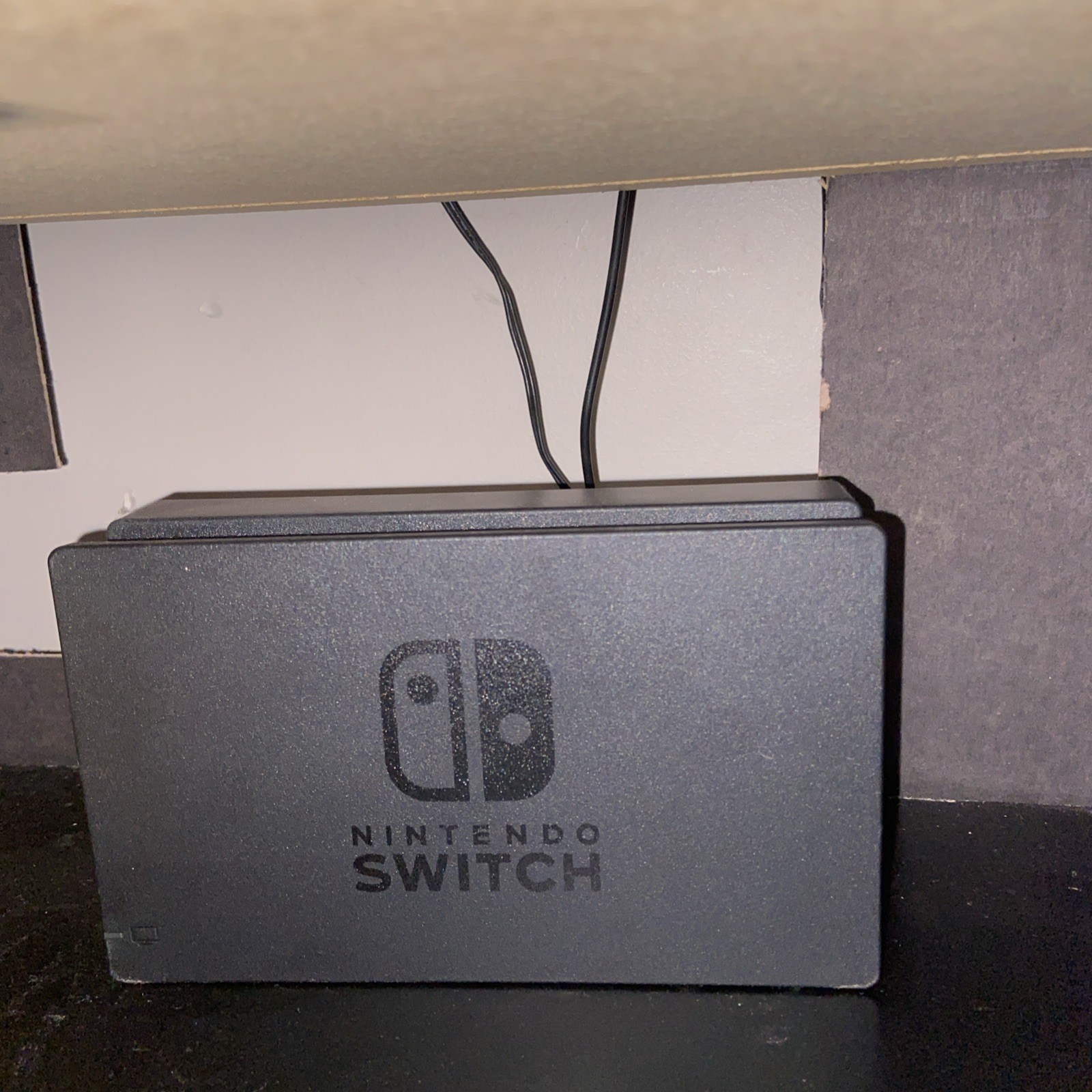 Nintendo Switch With 20 Downloaded Games 256 Gb microsd READ DESCRIPTION