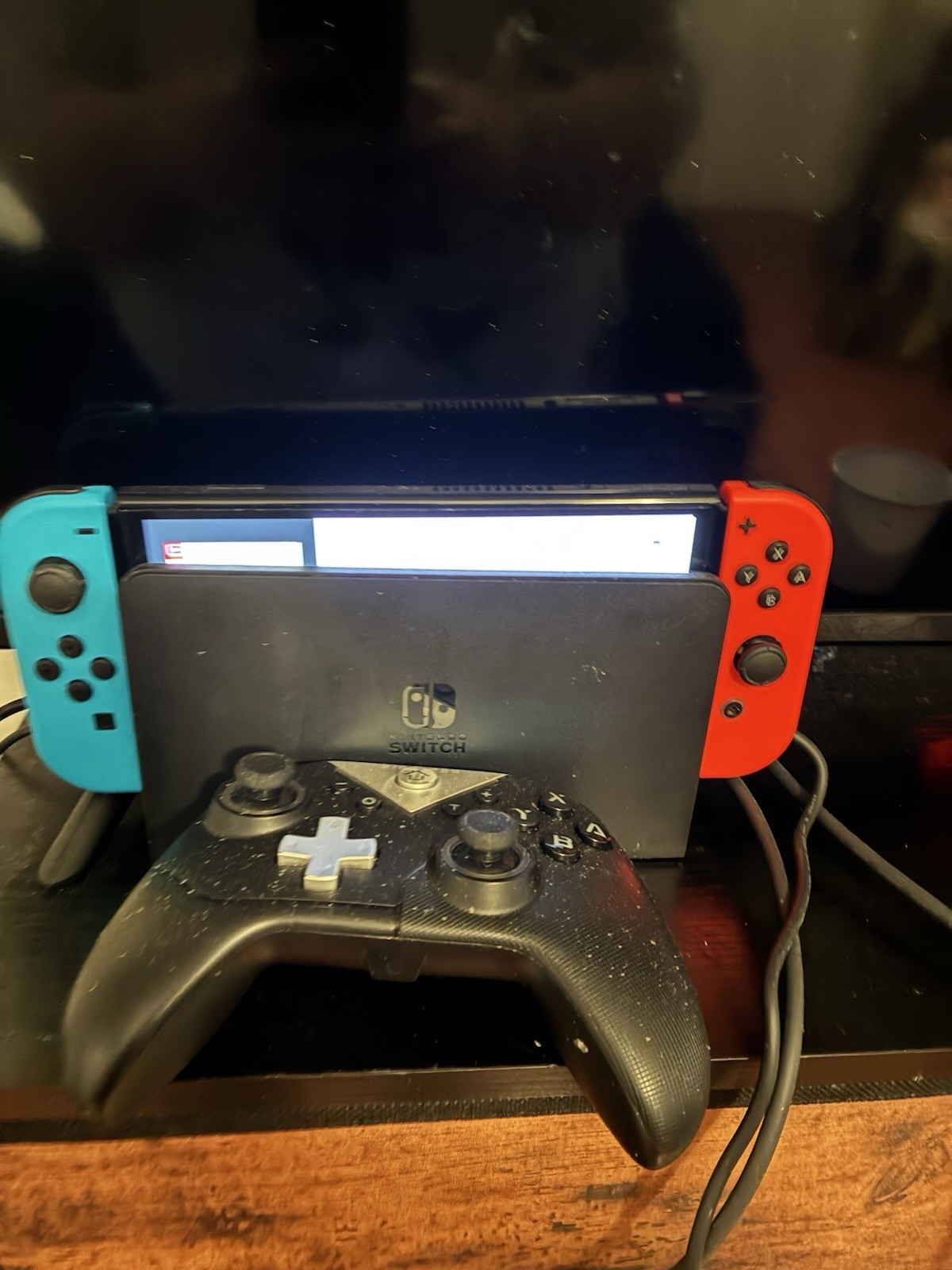 Nintendo Switch 64gb Console Red/Blue Joy-Con, Dock, Black Controller 1080p