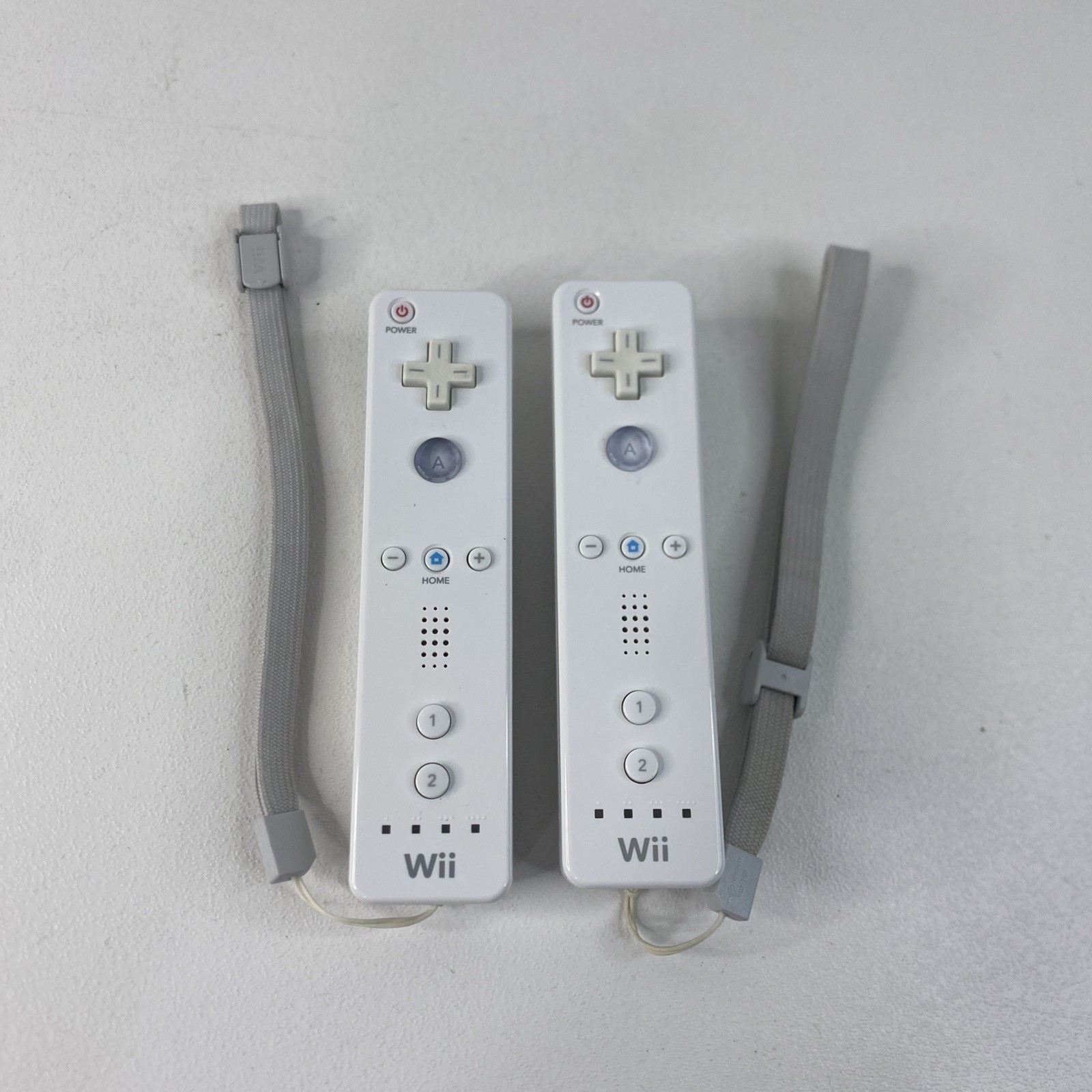 Nintendo Wii RVL-001(USA) Console Bundle Tested W/ Controllers Sensor Bar & More
