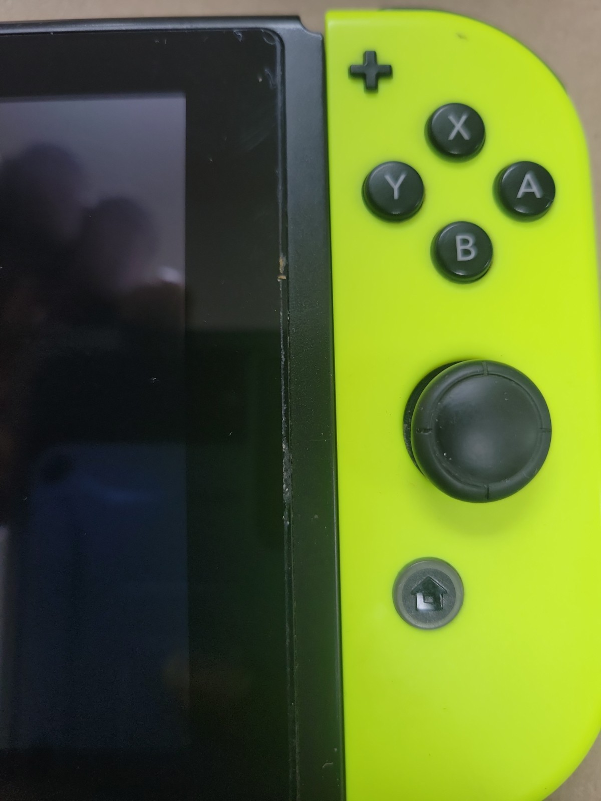 Nintendo Switch Console Tablet w/ Neon Yellow Blue &White Joy-Con. Sold Separat