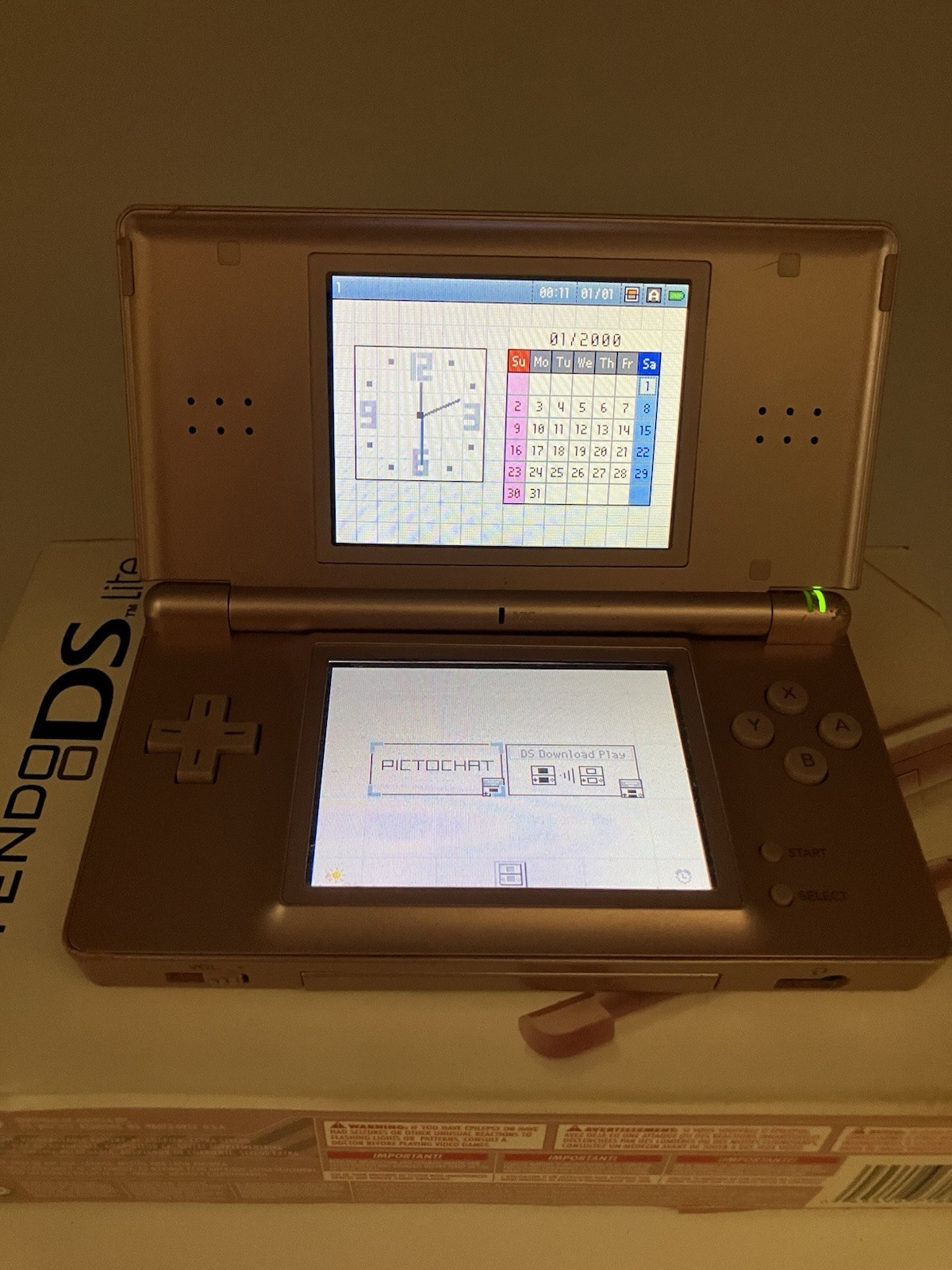 Nintendo DS Lite Metallic Rose w/ Box – FOR PARTS