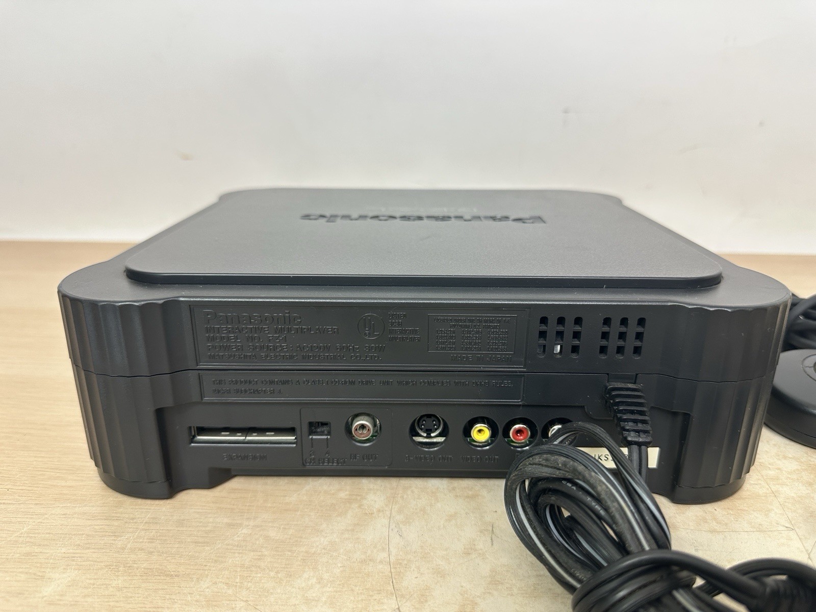 Panasonic 3DO FZ-1 USAa Console w/OEM Controller & 2 Games – Very Clean – WORKS!