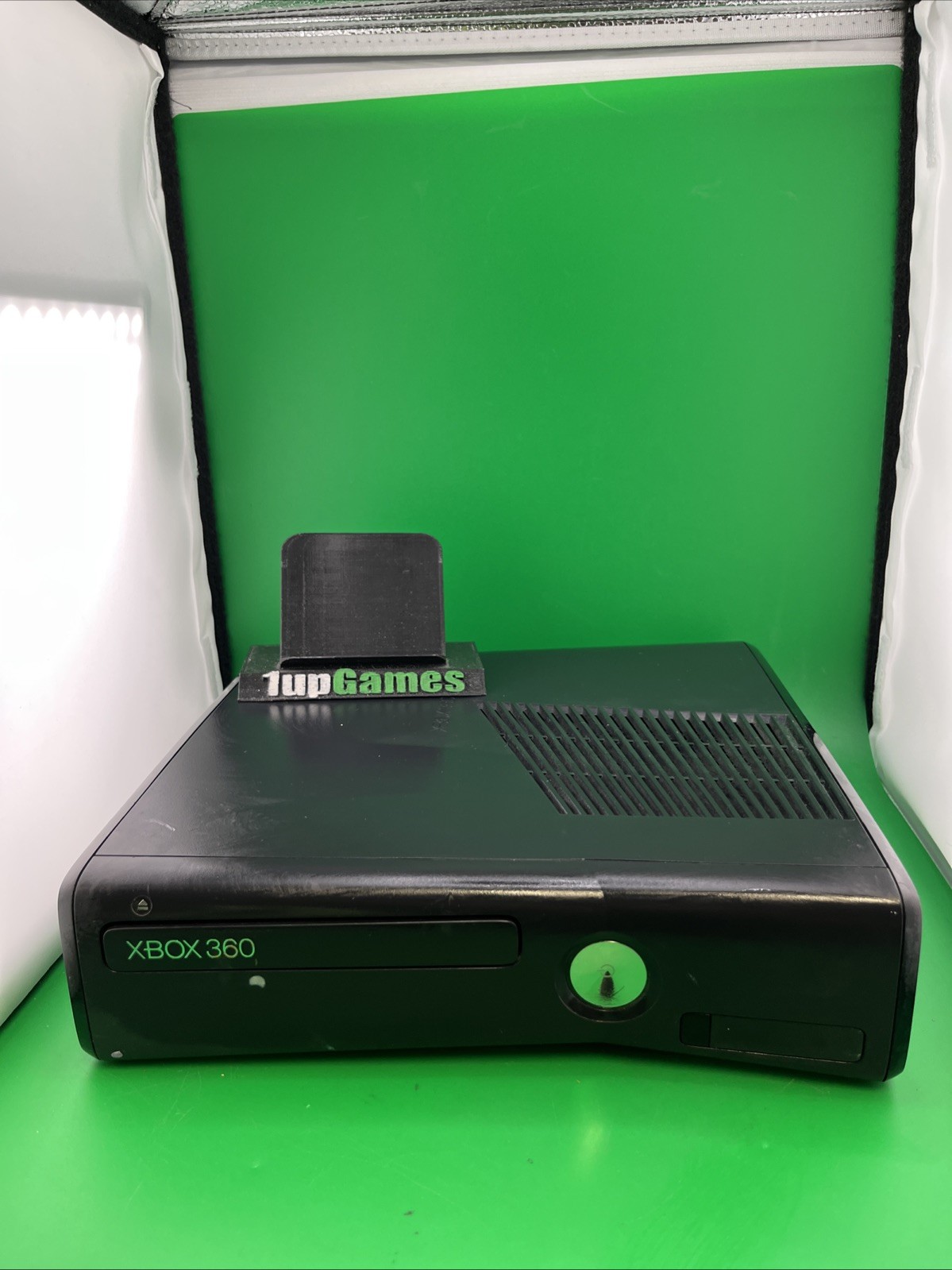 Microsoft Xbox 360 S 4GB Console – Black (1439) For Parts Or Repair (T16)