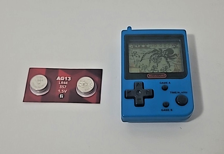 Vintage 1998 Nintendo Mini Classics – OCTOPUS + Extra New Batteries – Fast Ship!