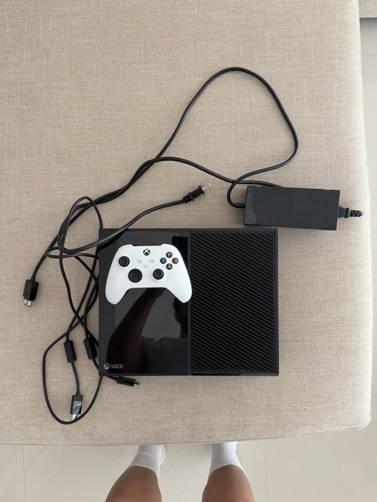 Microsoft Xbox One Black 500GB Console with Power Cord, HDMI and Controller