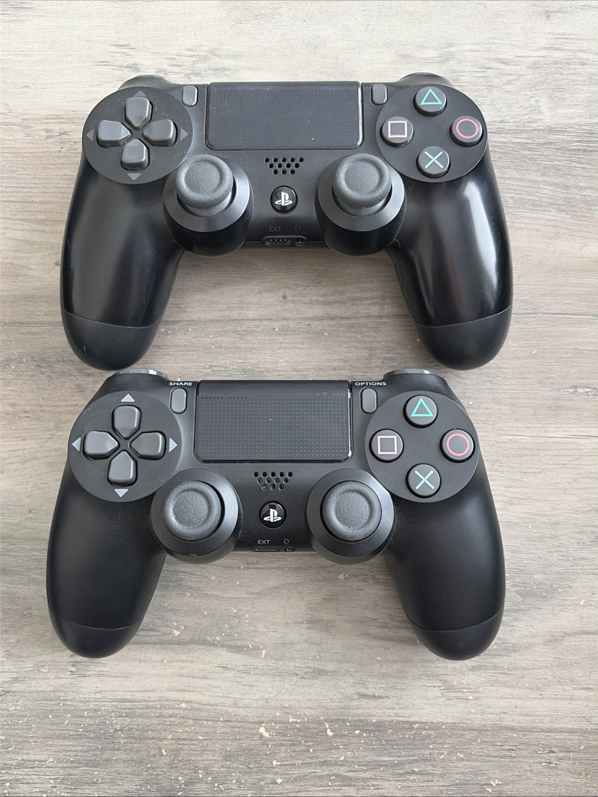 Sony PlayStation 4 CUH-1115A 500GB Console Bundle W/ 2 Controllers, Power, HDMI