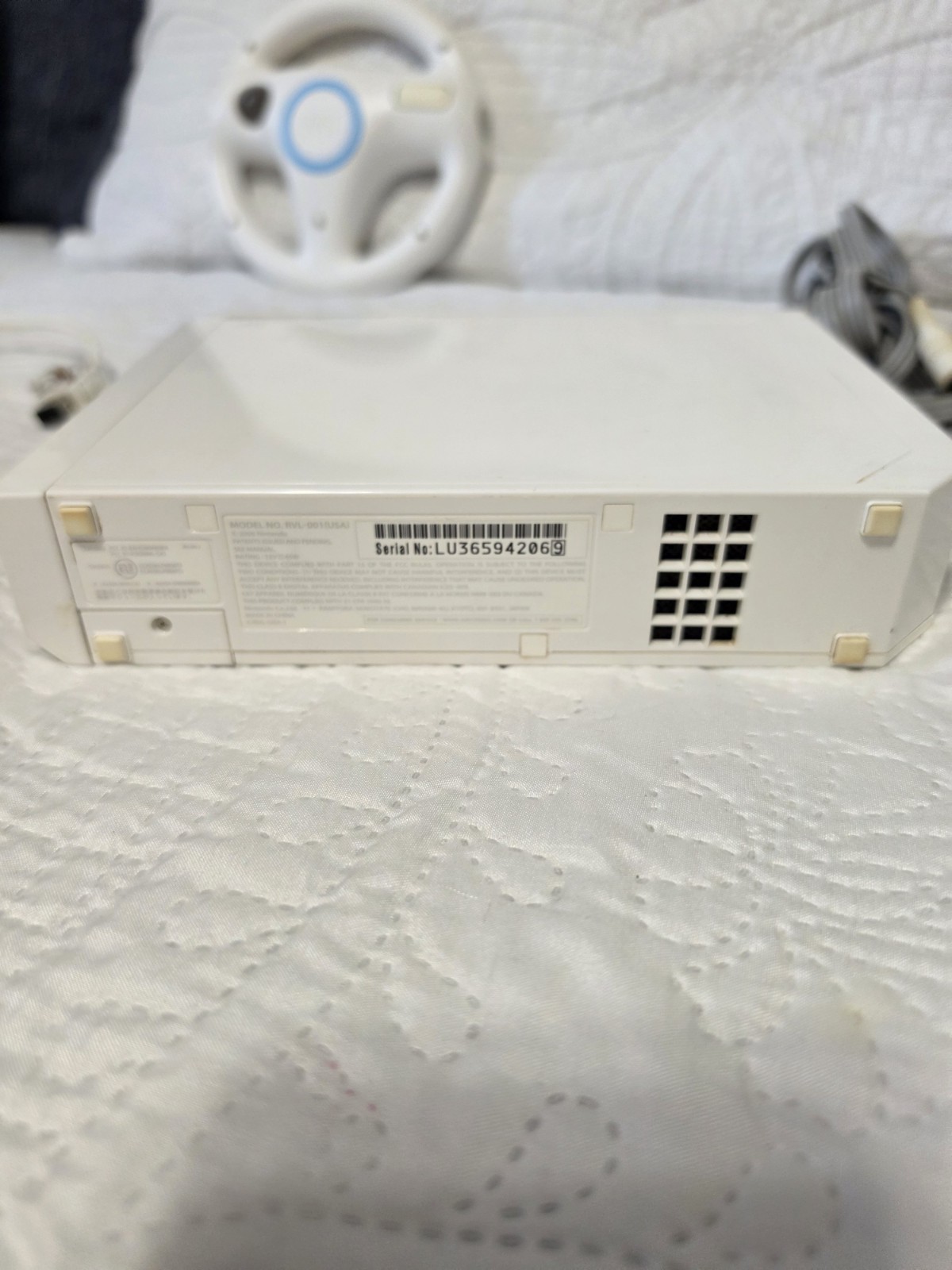 Nintendo Wii White Console Bundle Tested/Working RVL-001 W/assesories