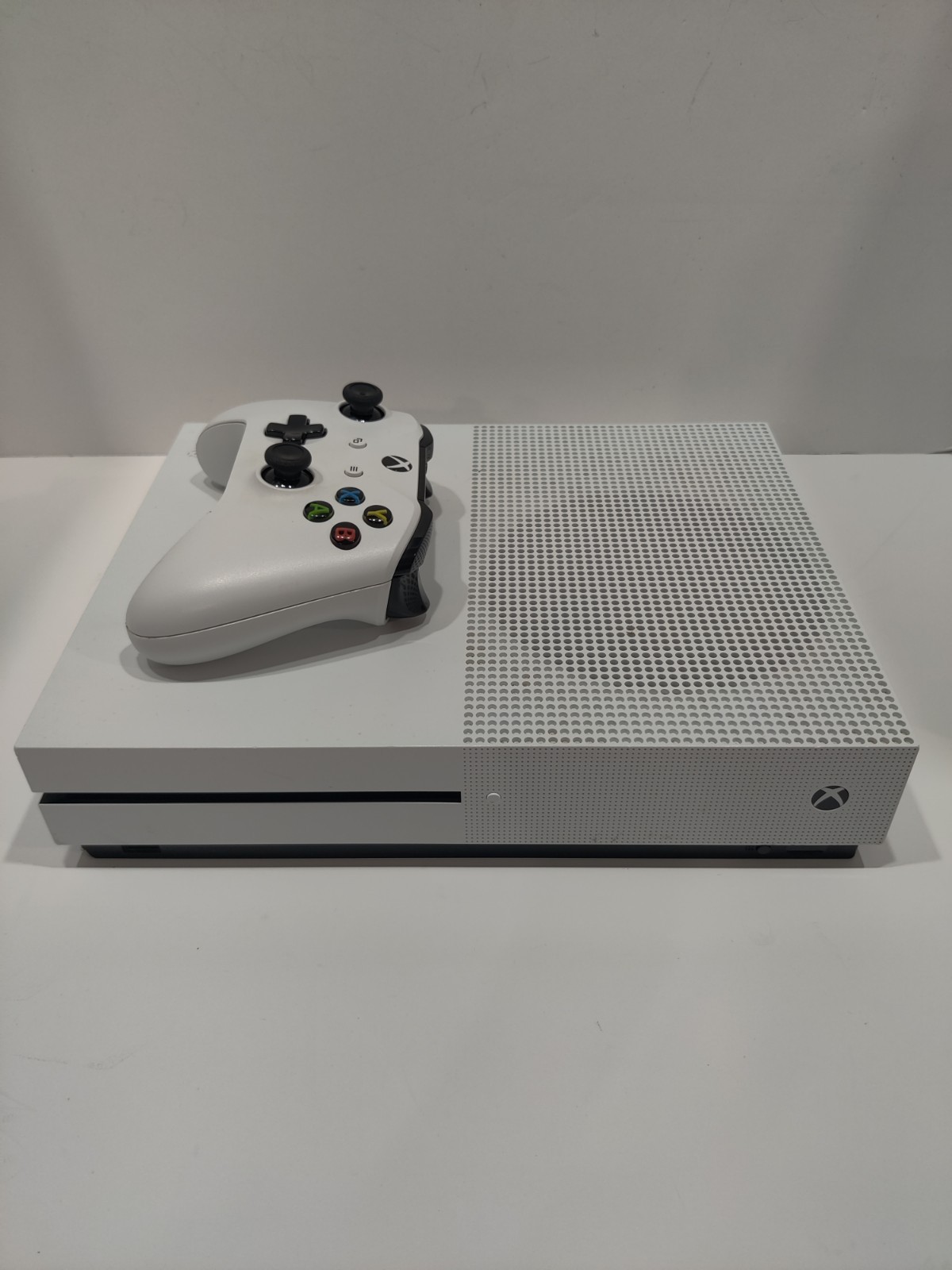 Xbox One S 1TB Console – White (XBS1TB)