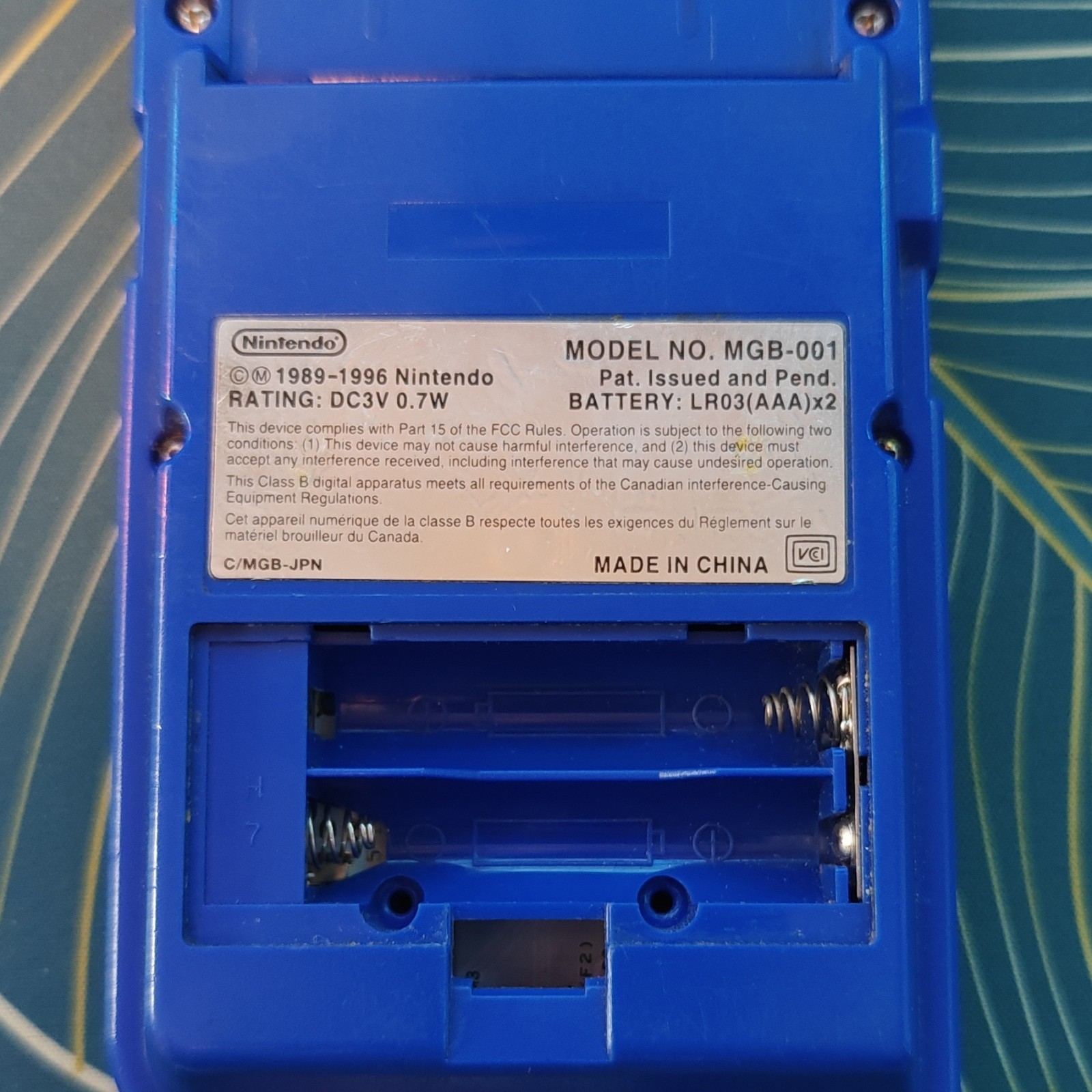 Nintendo Game Boy Pocket MGB-001 Blue Handheld System with acrylic stand 1996