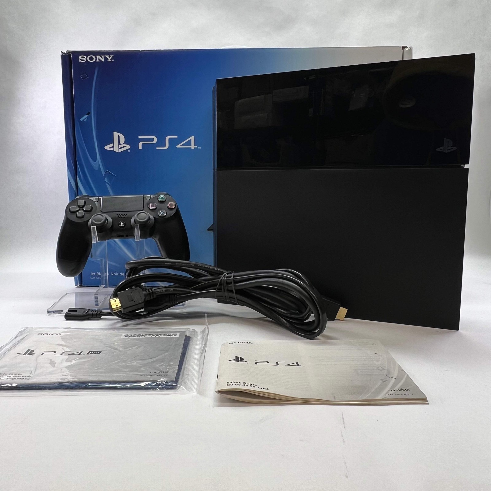 Sony PlayStation 4 PS4 500GB MB071766331 + HDMI Cable + Power Cable + Genuine Co