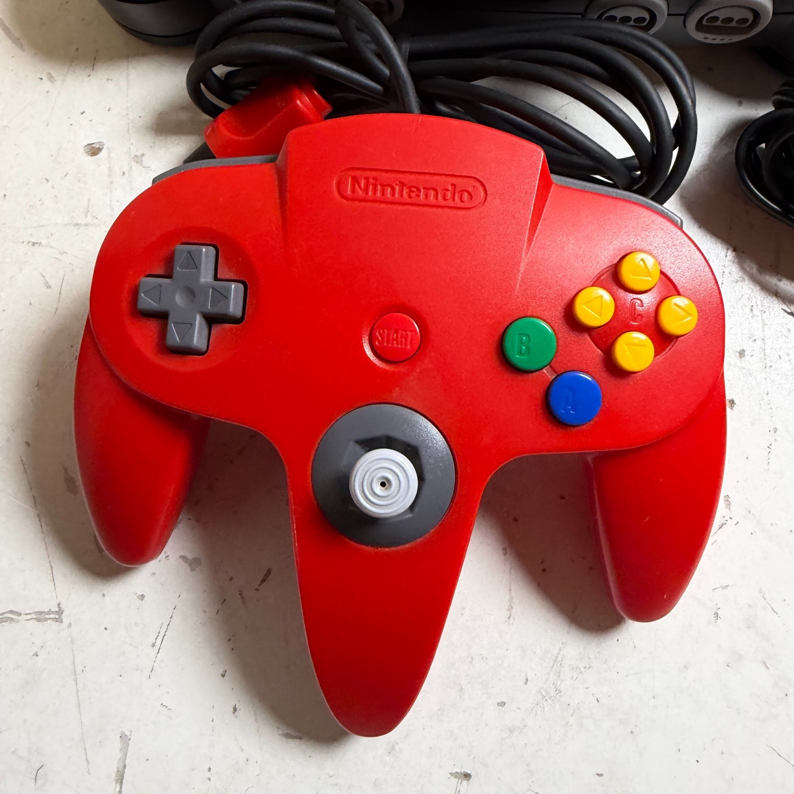 Nintendo 64 NUS-001 Black Wired Video Game Home Console With Controller