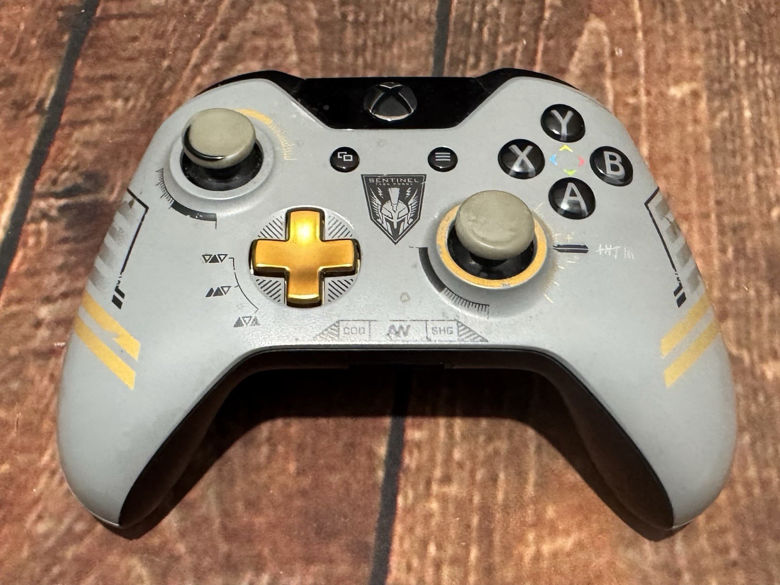 Xbox One Call of Duty: Advanced Warfare Edition Console + Box – PLEASE READ