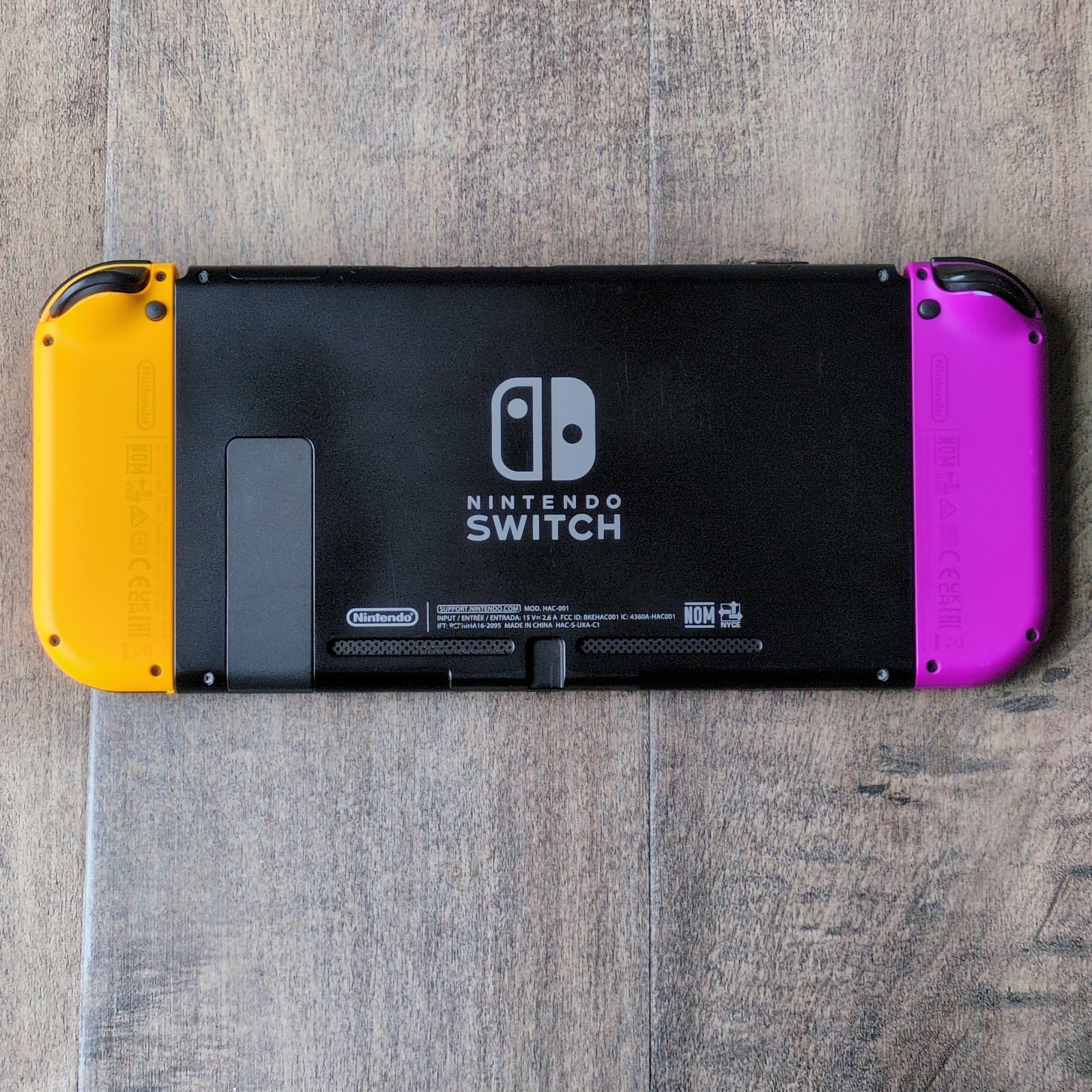 Nintendo Switch HAC-001 Console Purple Orange Charging Issue Read