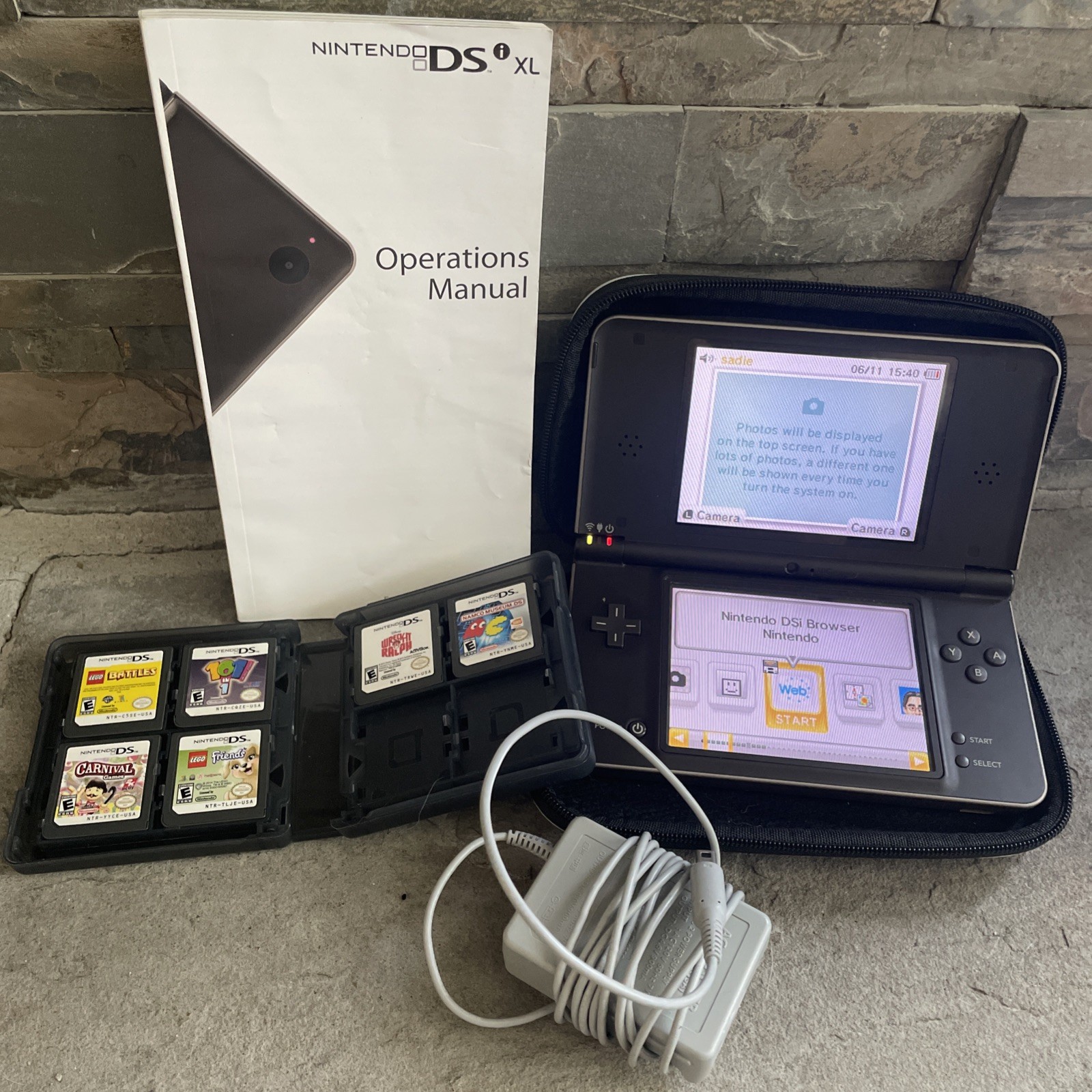 Nintendo DSI XL w/ case, charger, operations manuel, 6 games *see description*