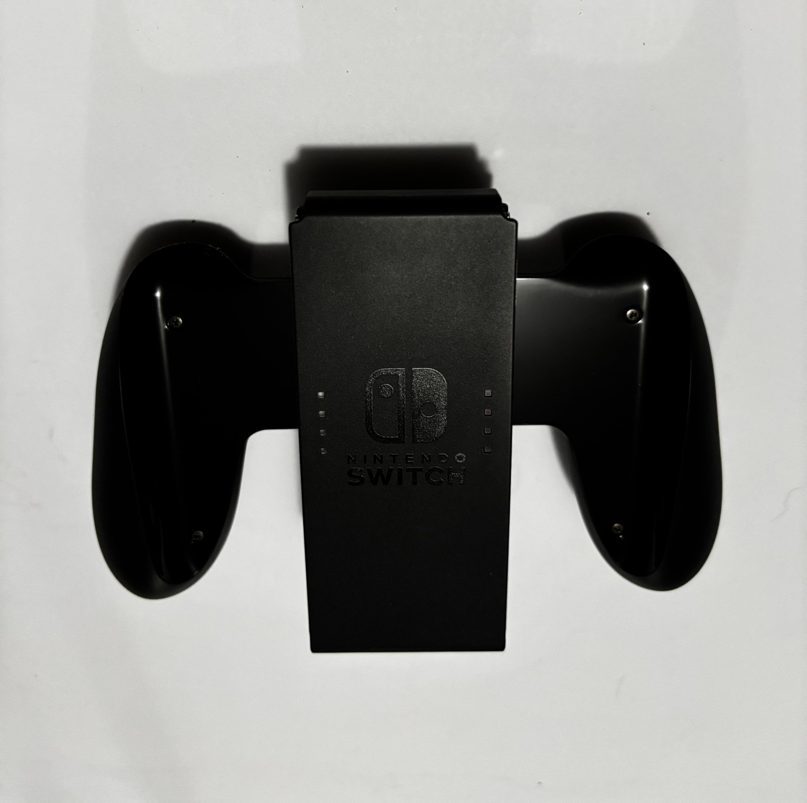 Nintendo Switch Handheld Console 32GB w/ Gray Joycons HAC-001