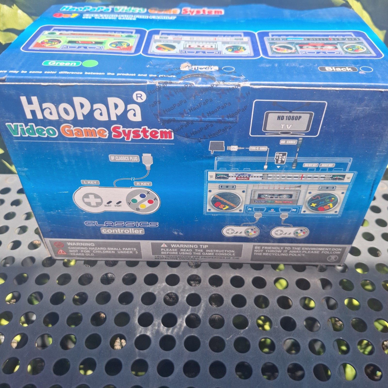 HaoPapa QS7 Video Game System SILVER Boombox 365 Classic Games ~ NEW in Box
