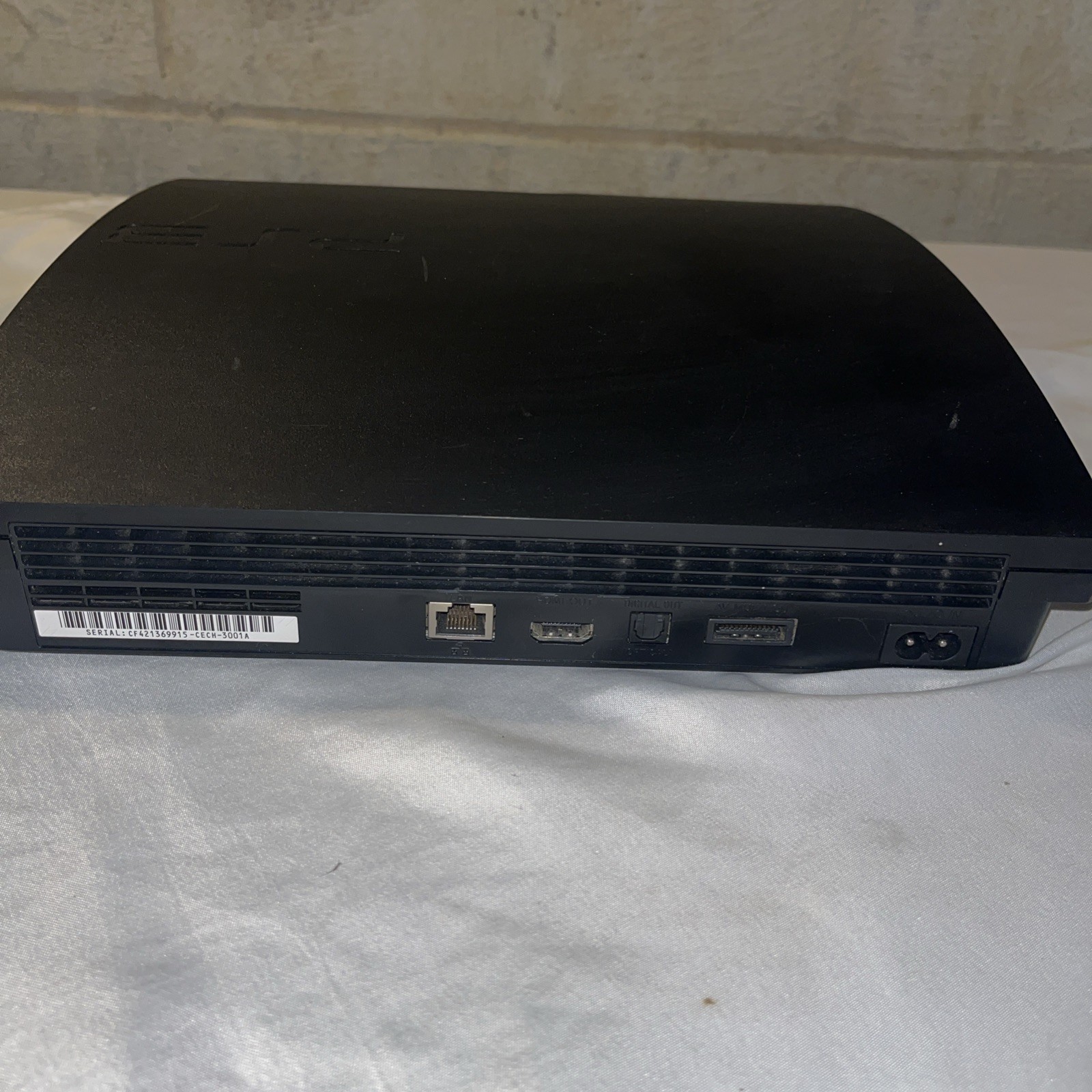 Sony PlayStation 3 PS3 Slim Console 160GB Lot: Wires Tested Working