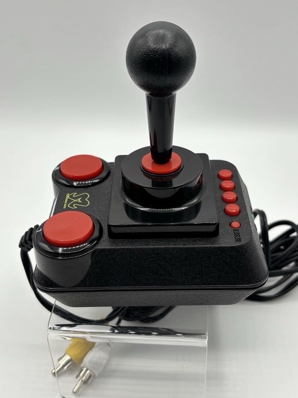 VTG 2004 Commodore 64 30-in-1 Plug & Play TV Game Impossible Mission, Tested_