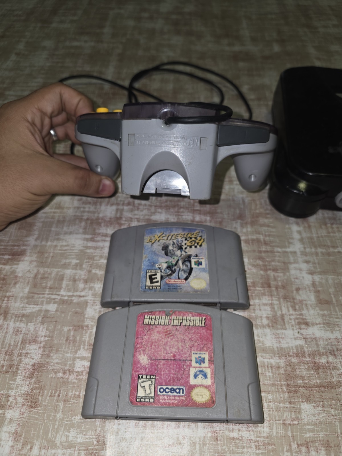 Nintendo 64 N64 Black Console NUS-001 USA Tested with 2 games and one controller