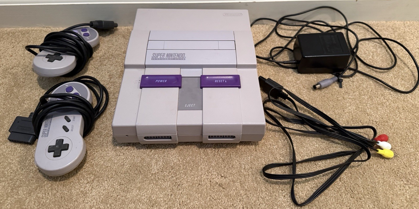 Super Nintendo Entertainment System SNES Console Gaming System SNS-001 Gray
