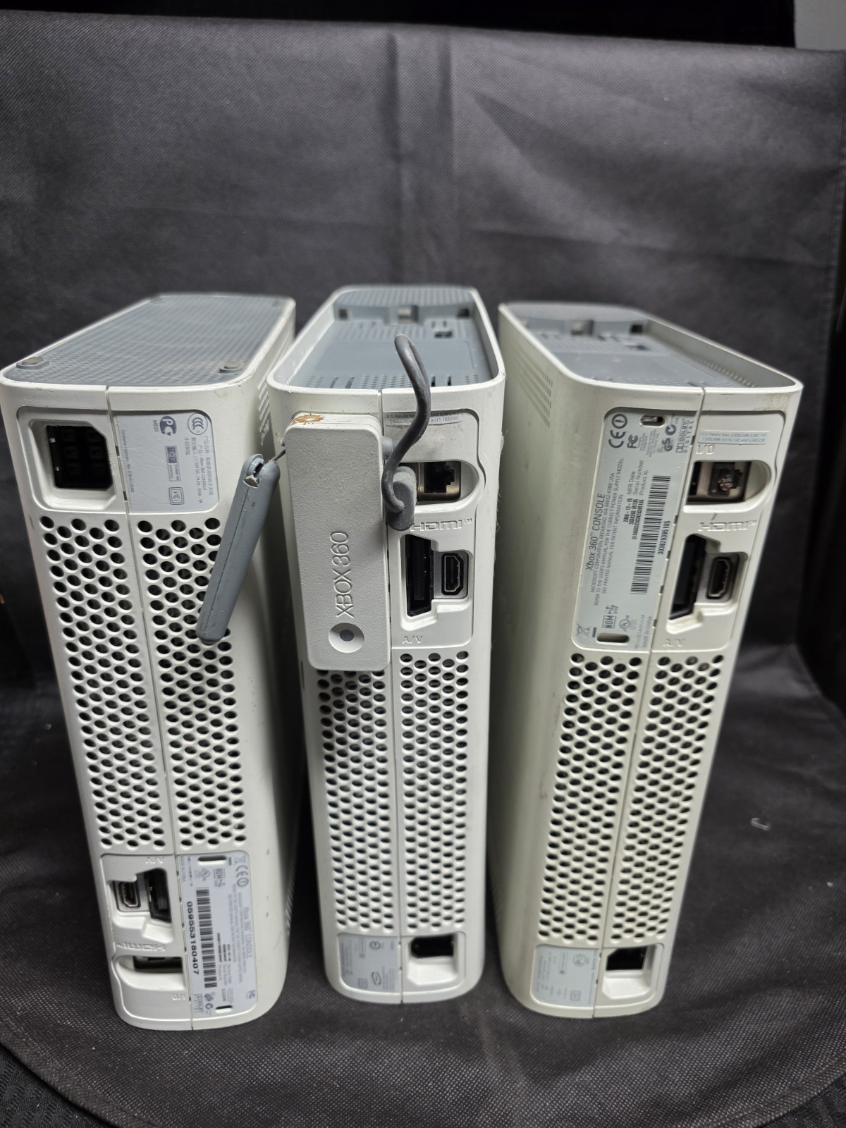 3 XBOX 360 CONSOLES