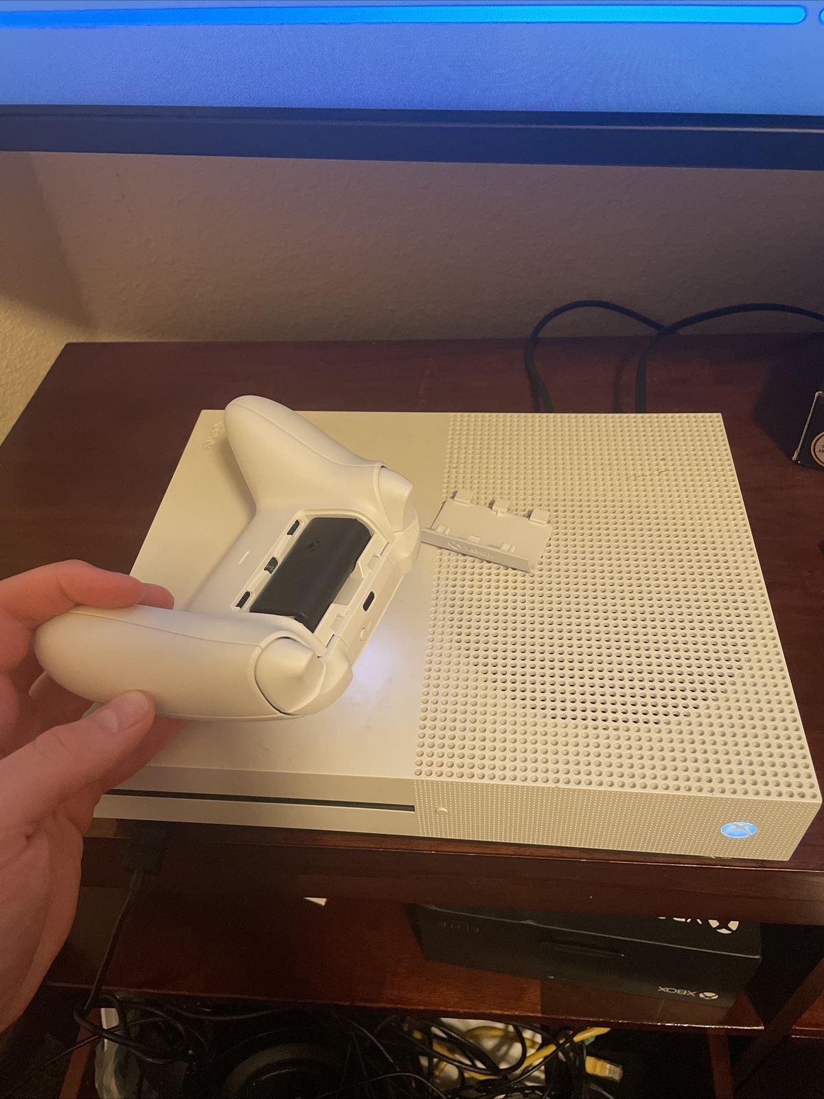 Microsoft Xbox One S 500GB Video Game Console – White (ZQ9-00001)