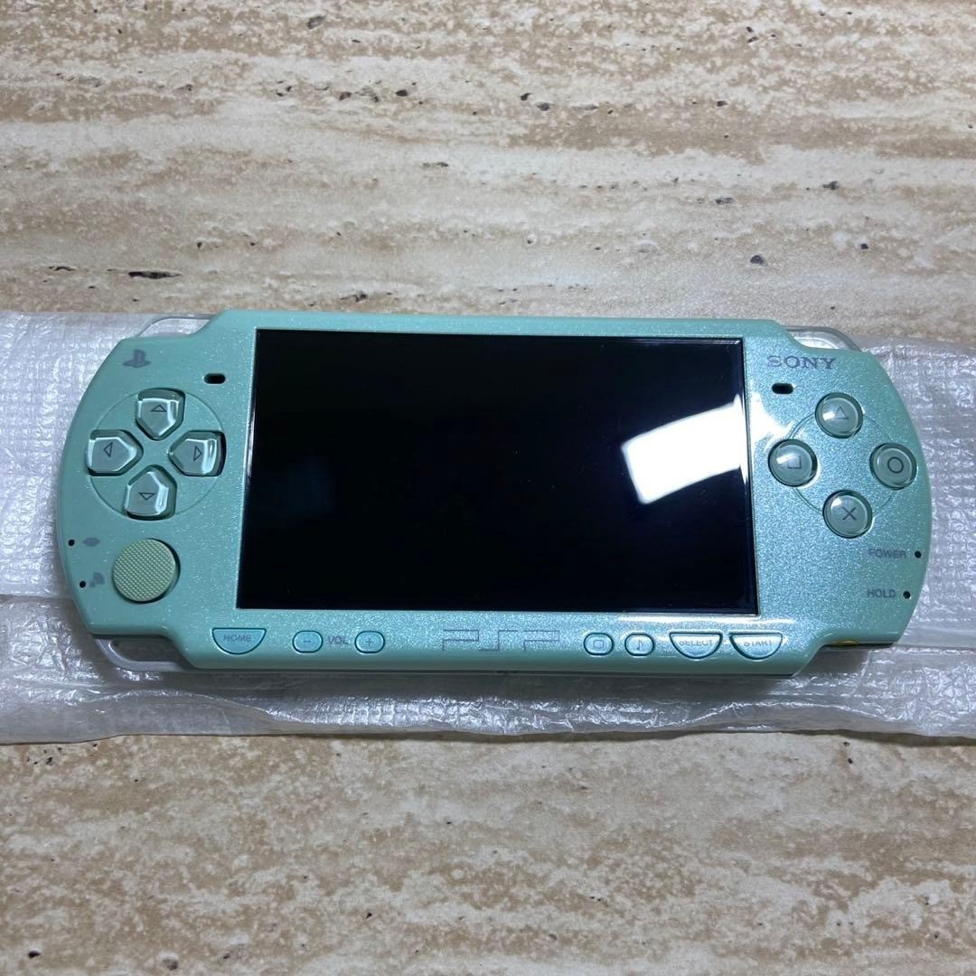 Sony PSP-2000 Mint Green Console Boxed Complete Tested Near Mint 7111