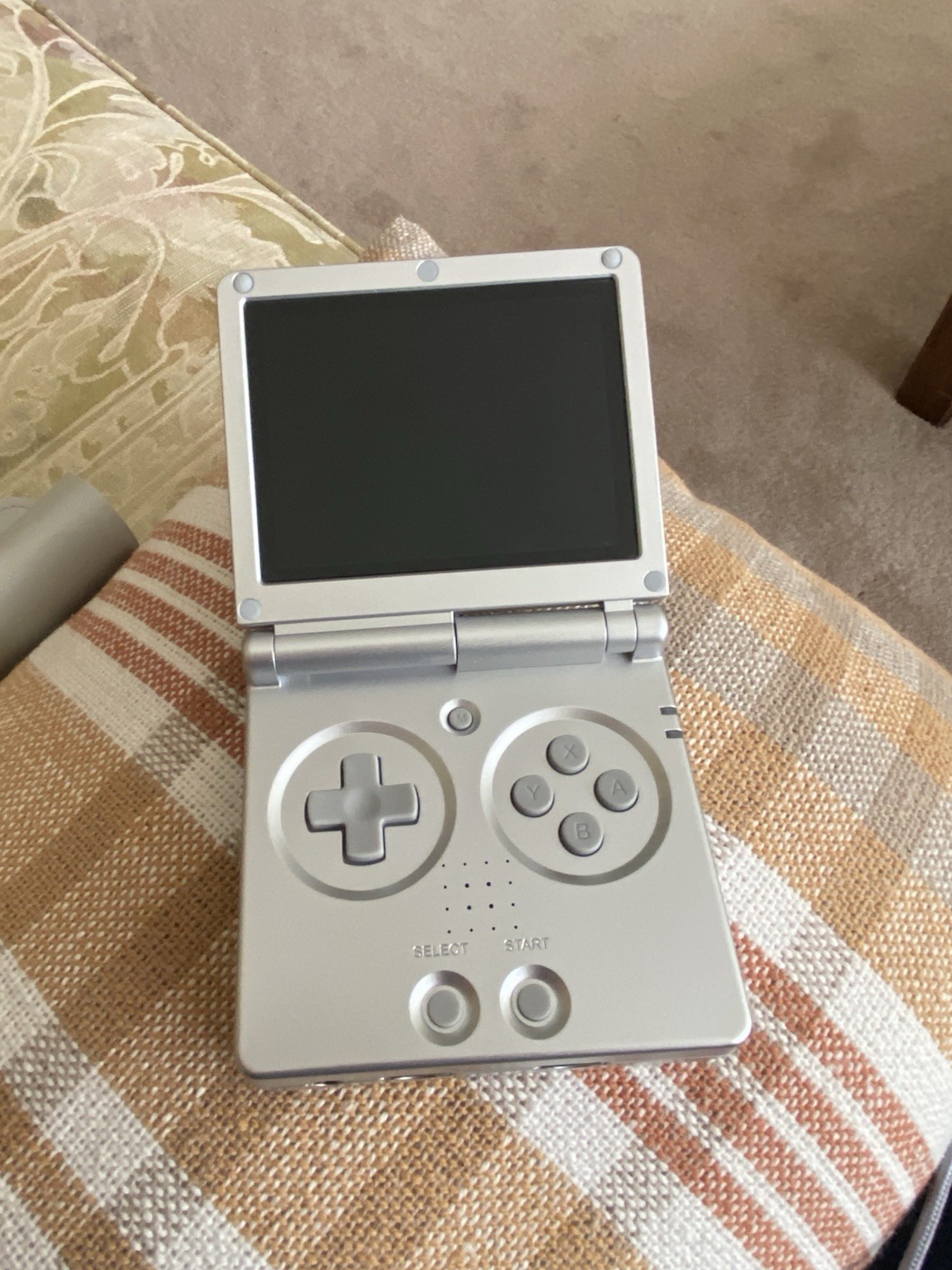 Anbernic RG35XXSP – Silver – Fully Set Up – New – 64GB + 64GB Lexar Card + Case