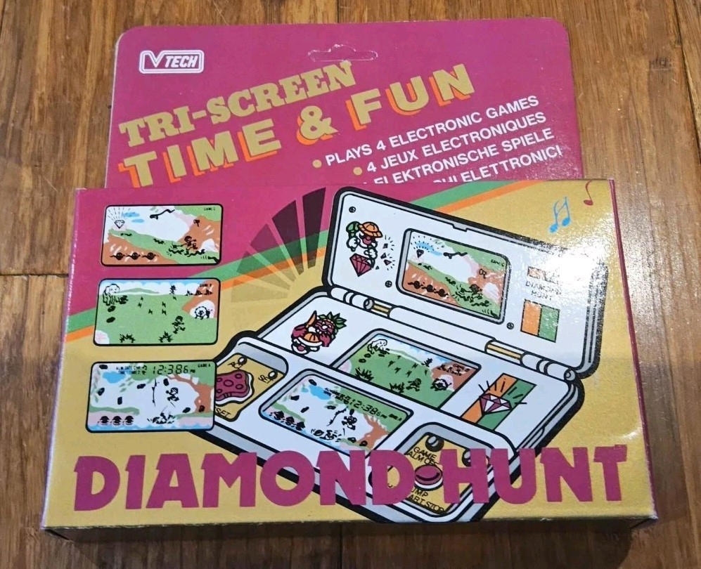 NEW Diamond Hunt Tri Screen Game And Watch BOXED..Yes.Brand New