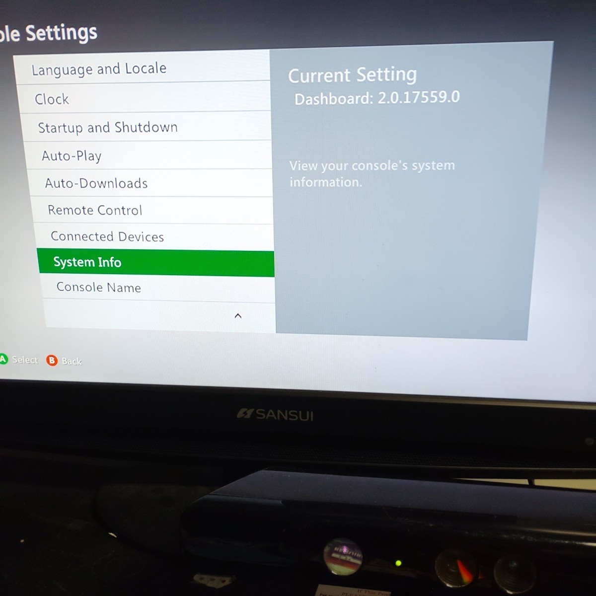 Microsoft Xbox 360 Slim HDD Black Console (NTSC) 2 Controllers And KINECT