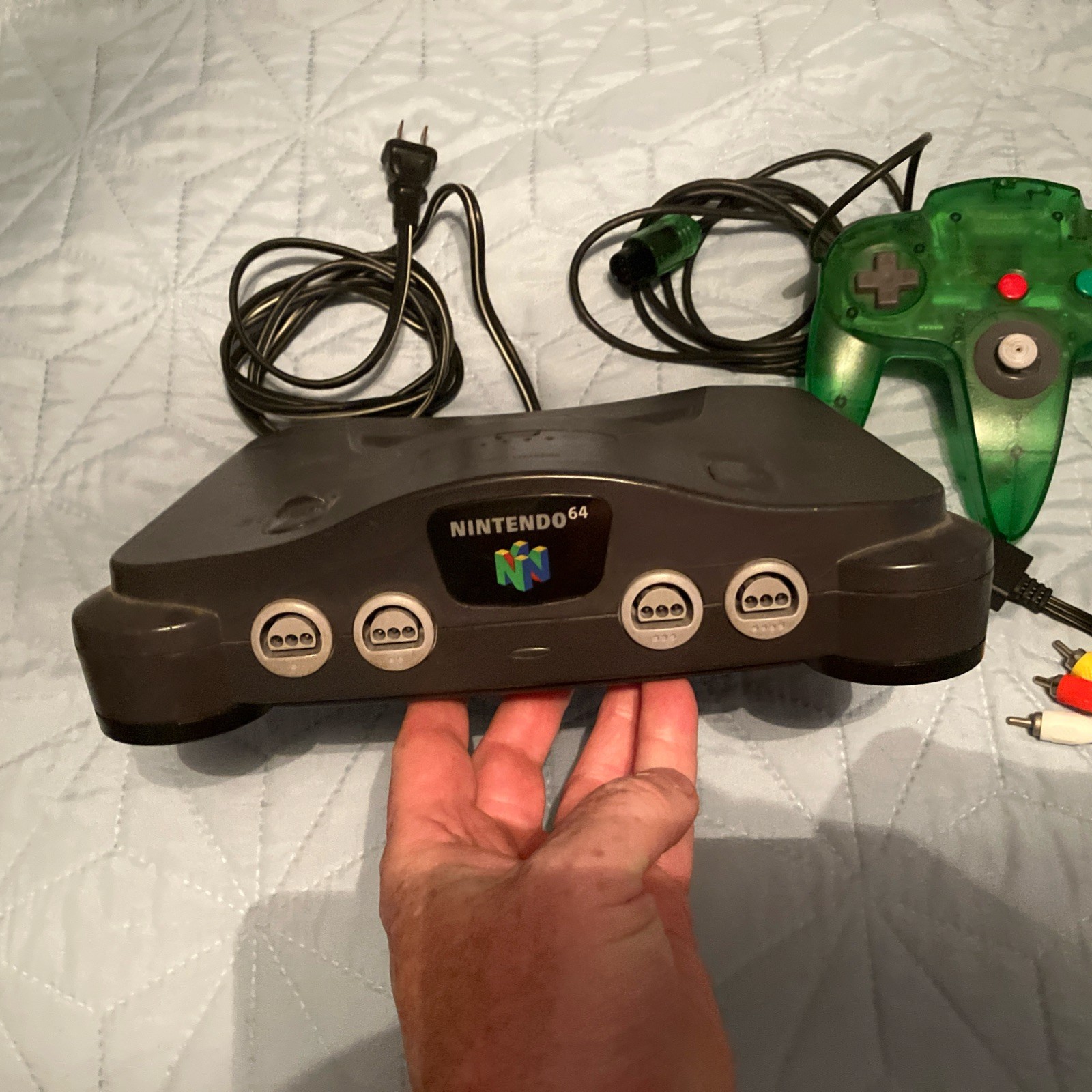 Nintendo 64 N64 Game Console System + Controllers/ Cords WORKING