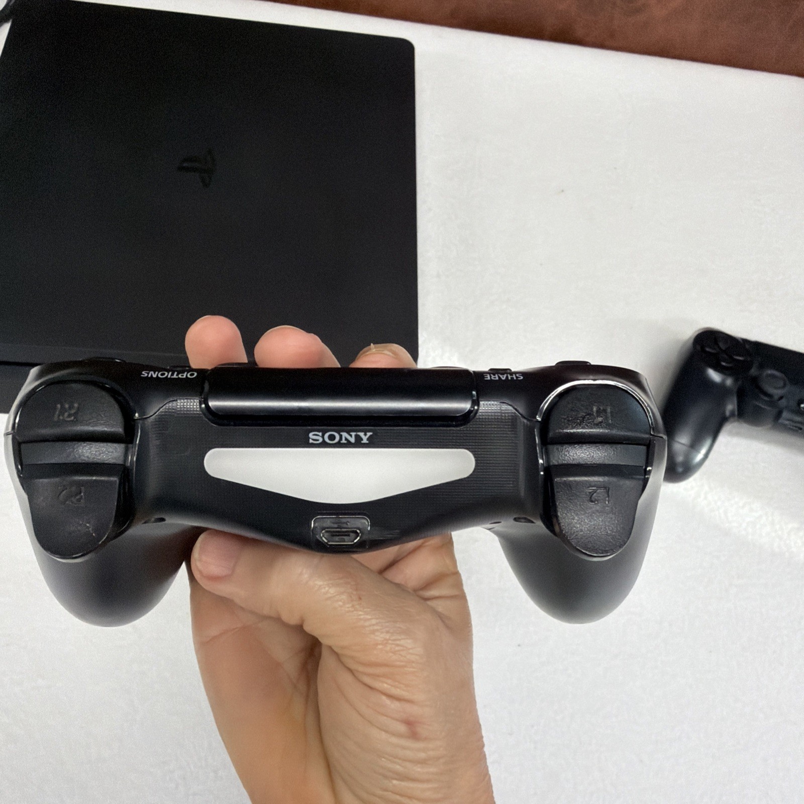 PS4 Model CUH-2015A Black 2 Wireless Controllers HDMI & Power cord